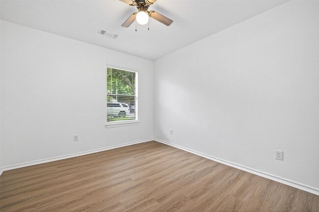 Building Photo - 10027 Encino Cove Ct