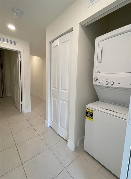 Building Photo - 8201 NW 41st St