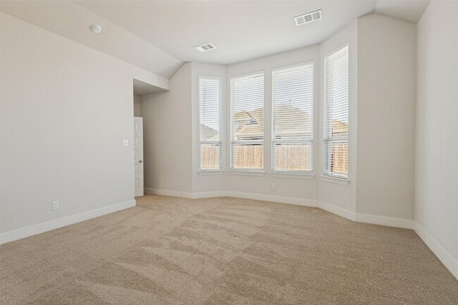 Building Photo - 1665 Sheldon Dr