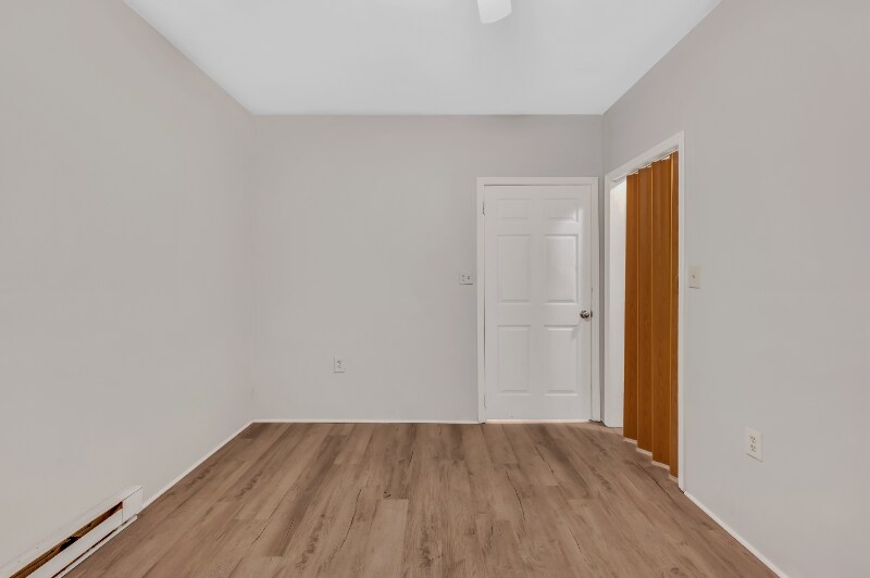 Building Photo - 518 Exeter Ave