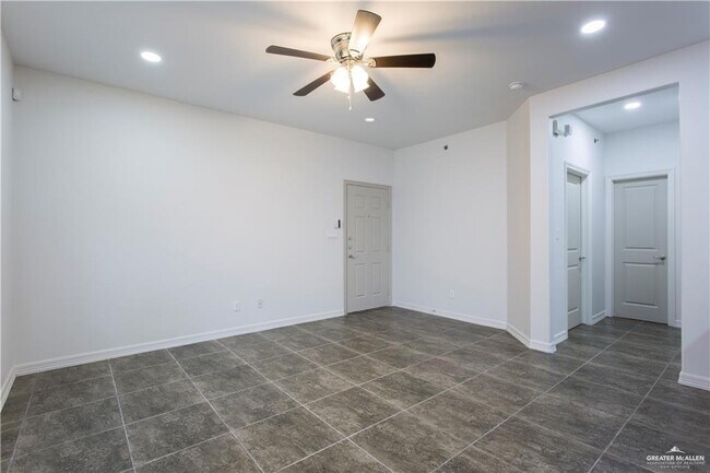 Building Photo - 300 Sylvia Handy St