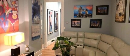 Building Photo - 414 Dayton St