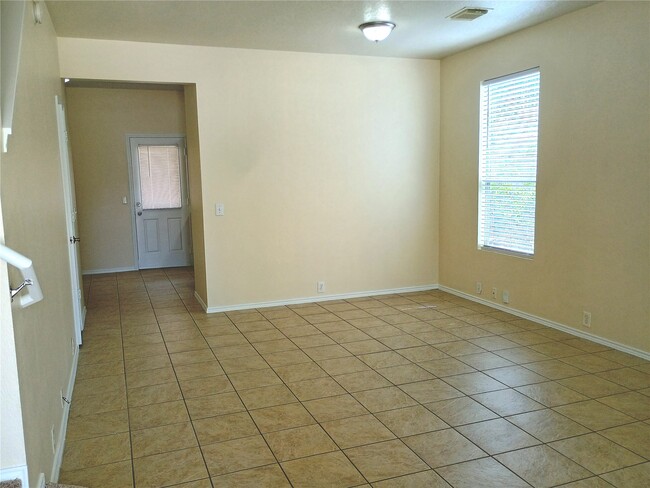 Building Photo - 23862 Pebworth Pl