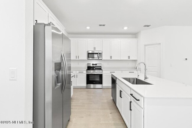 Building Photo - 355 Miromar Lk Dr