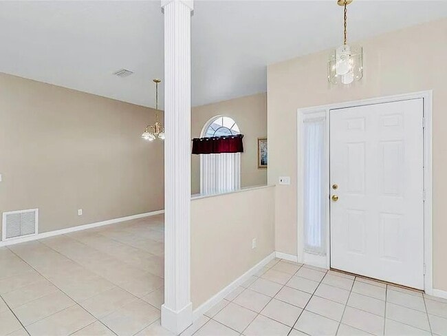 Building Photo - 5520 NW 26th Ln