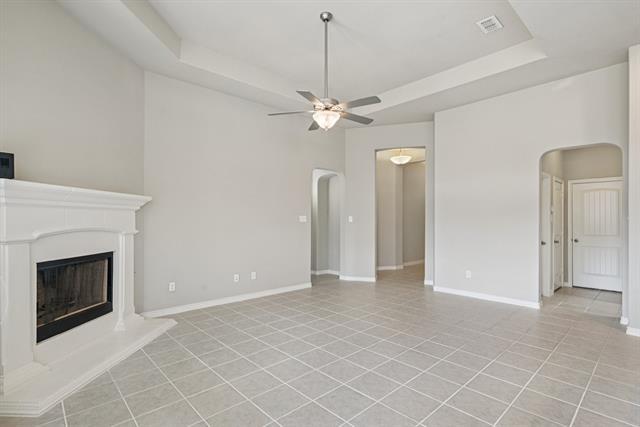 Building Photo - 924 Lake Cypress Ln