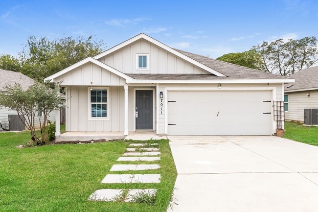 Primary Photo - 3 bedroom located off Medina Base - About 5 miles from Lackland AFB