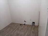 Building Photo - 10150 Sasser Ln