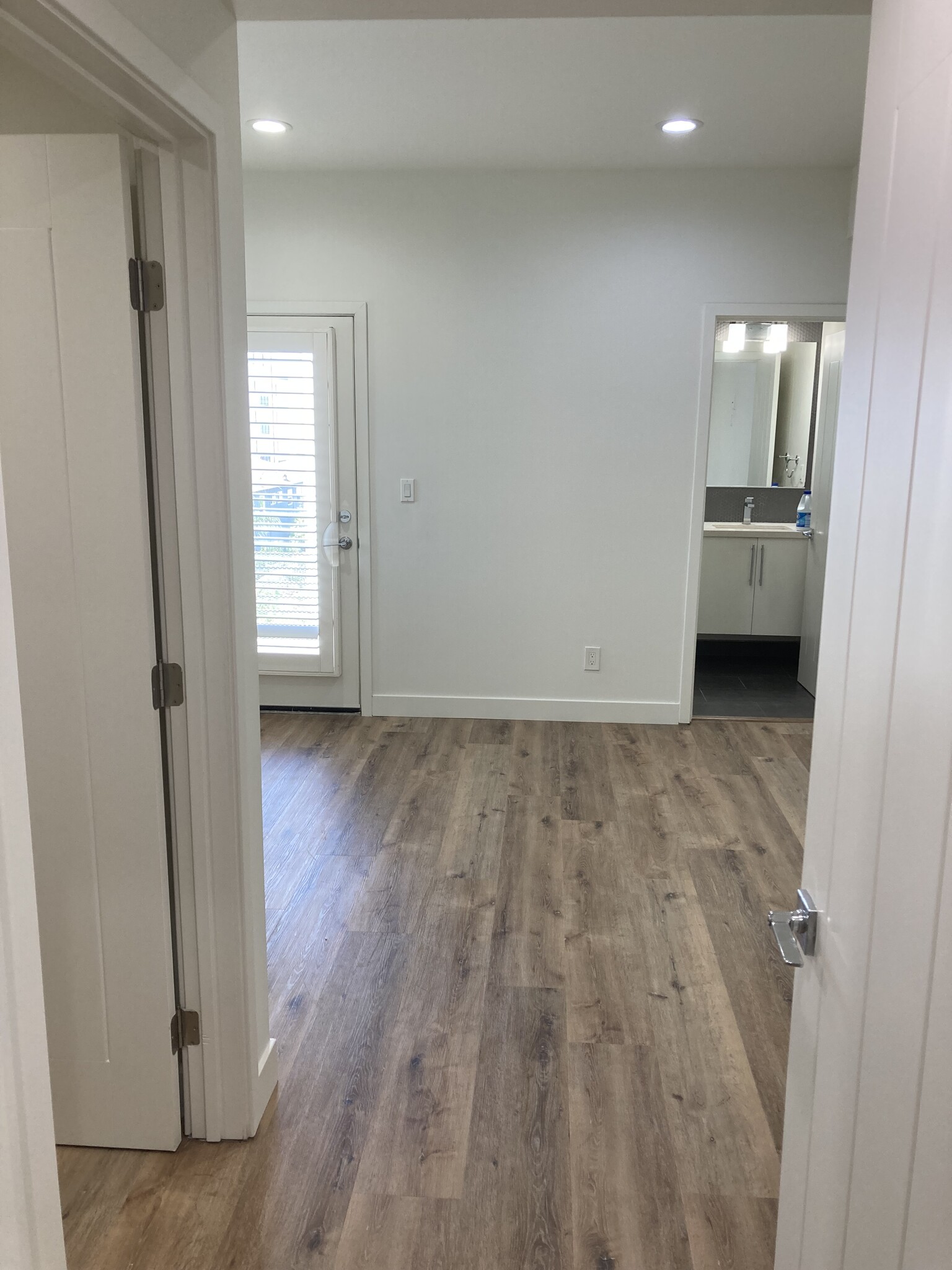 MASTER 2ND BEDROOM - 648 N Serrano Ave