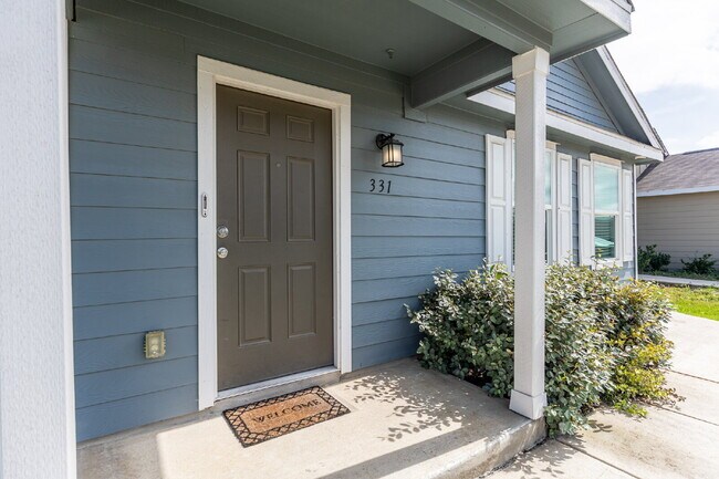 Building Photo - 331 Ambush Ridge