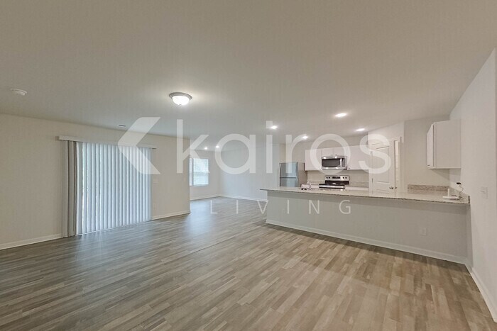 Building Photo - 2607 Provence Dr SE