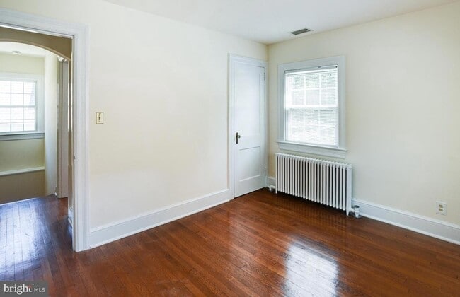 Building Photo - 4633 Asbury Pl NW