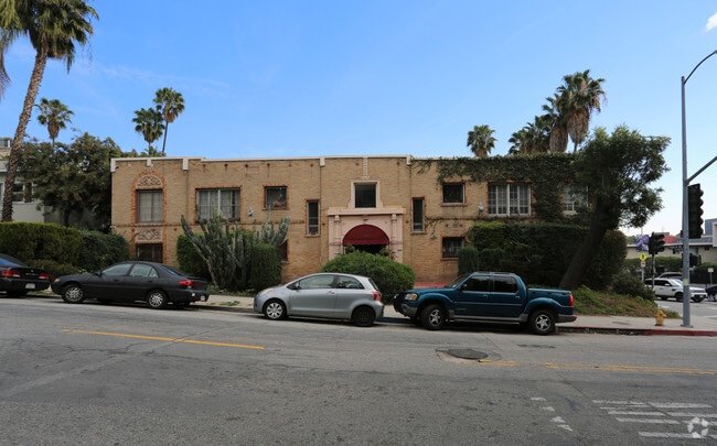 Building Photo - 1800 N La Brea Ave