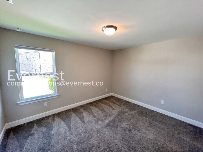 Building Photo - 1214 Bridgett Wy