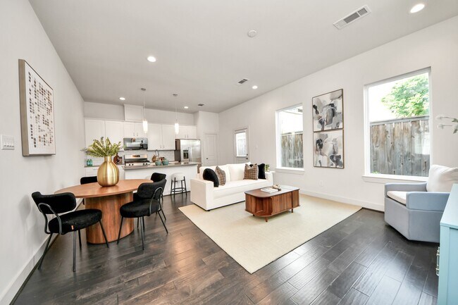 Building Photo - 9448 Kerrwood Ln