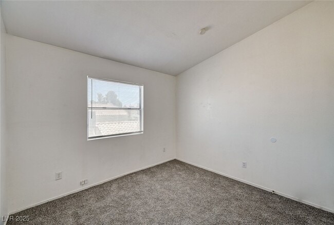Building Photo - 8213 Mt Brodie Cir