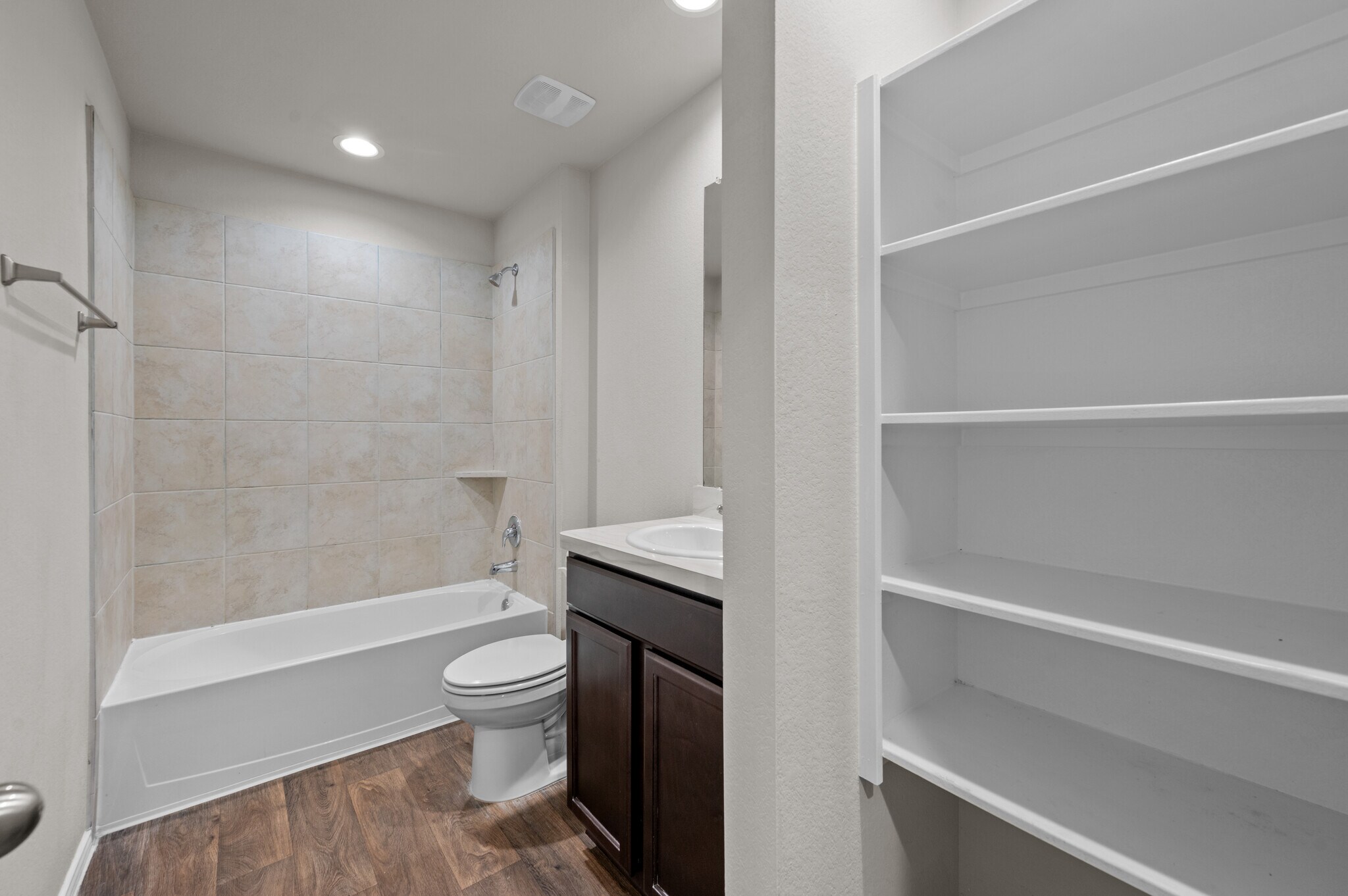 Building Photo - 20811 Olive Leaf St