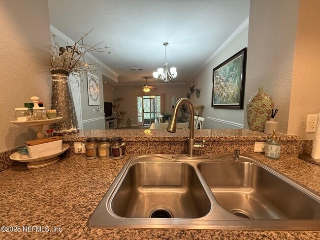 Building Photo - 10200 Belle Rive Blvd