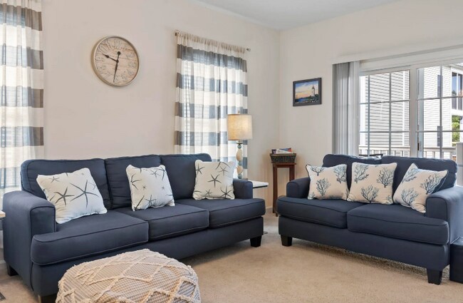 Building Photo - 2090 Cross Gate Blvd