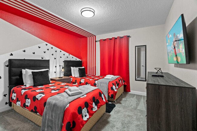 Building Photo - 4291 Paragraph Dr