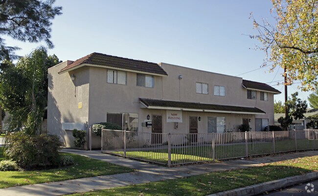 Primary Photo - Diamondpoint