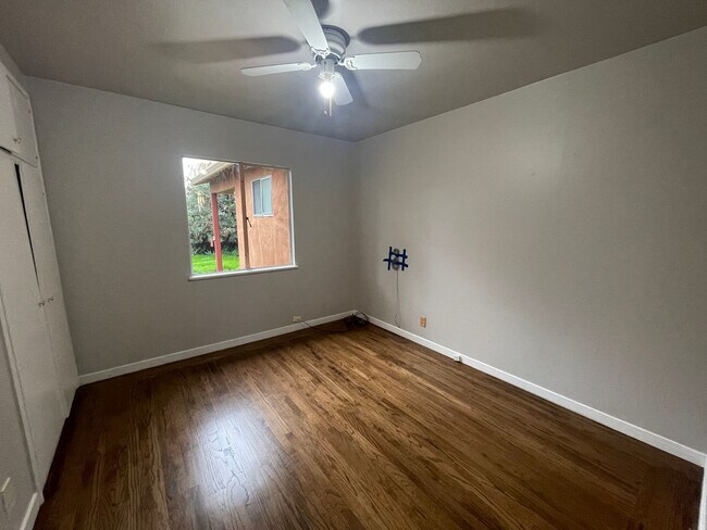 Building Photo - MUST SEE! BEAUTIFUL 3 BEDROOM 2 BATH HOME IN HAYWARD CA!!!