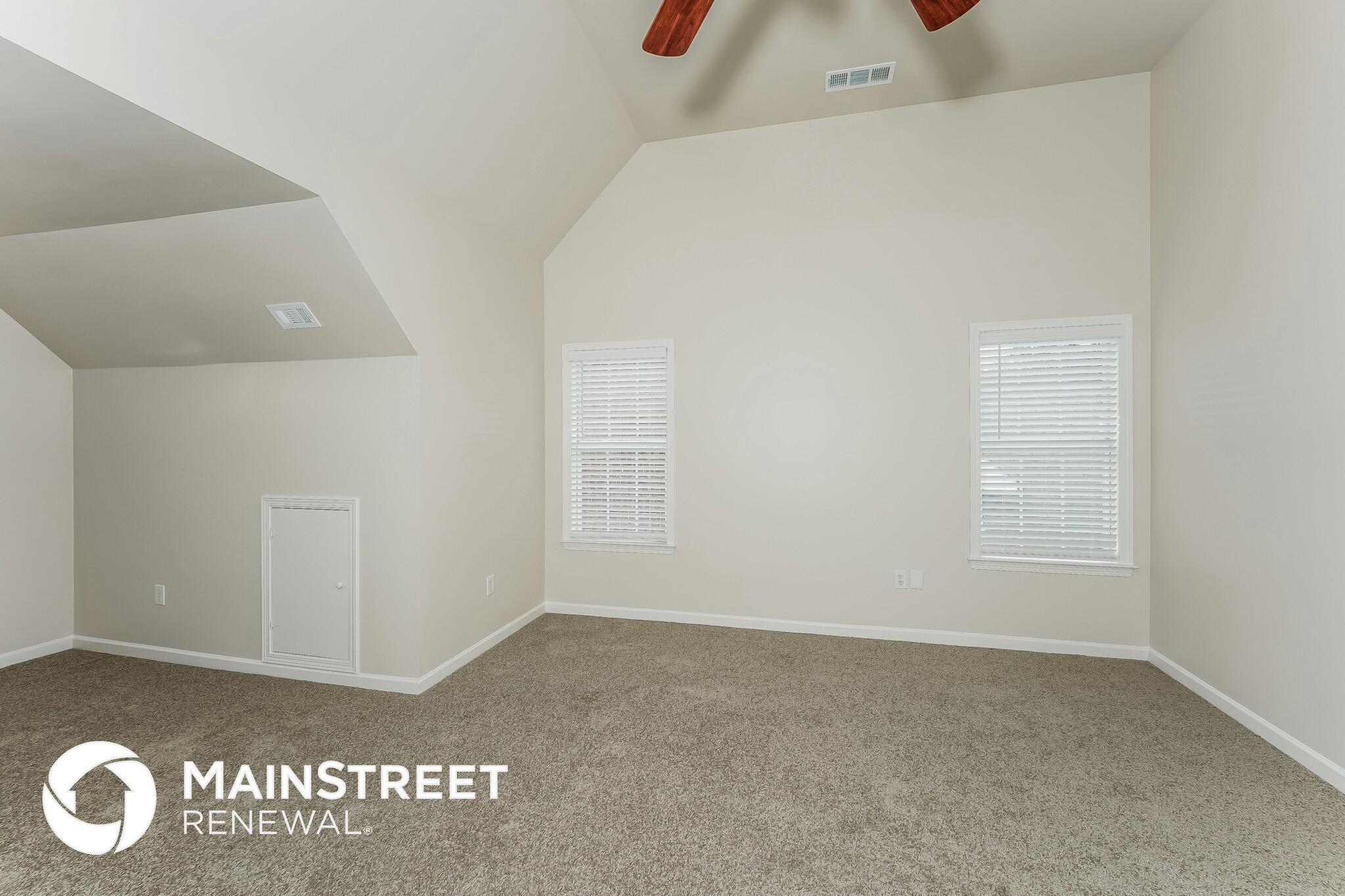 Building Photo - 6062 Overlook Ln