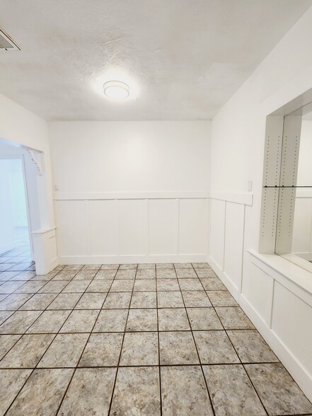 Building Photo - 118 Baker Way