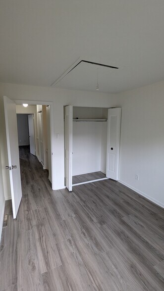 Bedroom 3 - 1718 Redwood Ct