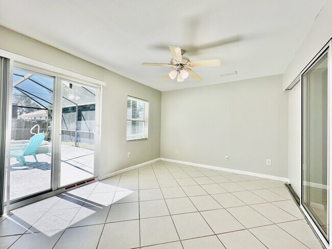 Building Photo - 840 104th Ave N