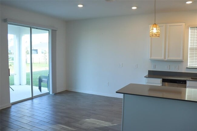 Building Photo - 34558 Shellback St