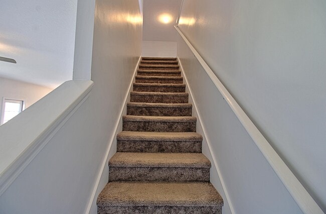 Building Photo - 29 Quarter Horse Run