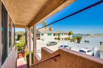 Building Photo - South Mission Beach | Fully Furnished 3BR/3BA Condo | Utilities Included | Available 9/1/26–5/5/27