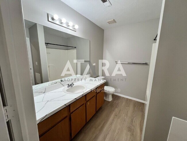 Building Photo - 4990 W 4850 S