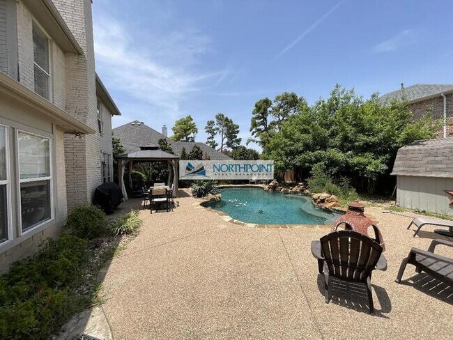 Building Photo - Stunning 4BR 2.5 BA Home w/ Private Pool + Upgrades in Hurst