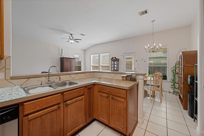 Building Photo - 21314 Bella Flora Ct