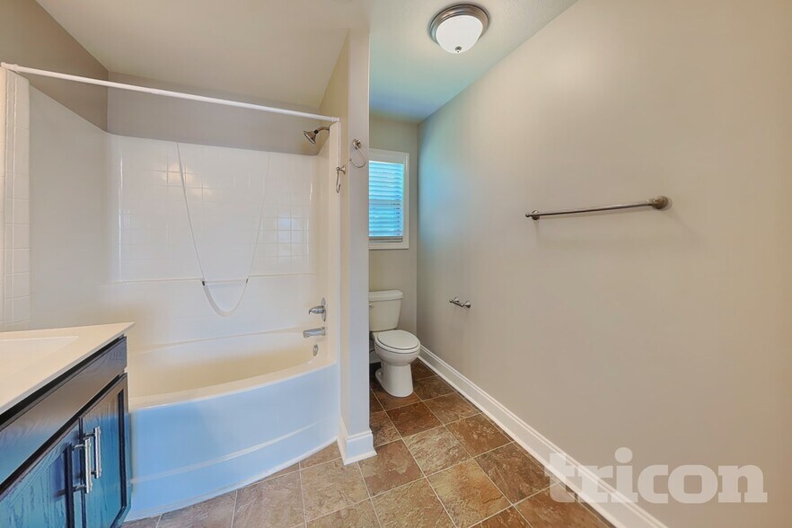 Building Photo - 515 Magnolia Dr