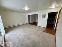 Building Photo - 630 56th St SE