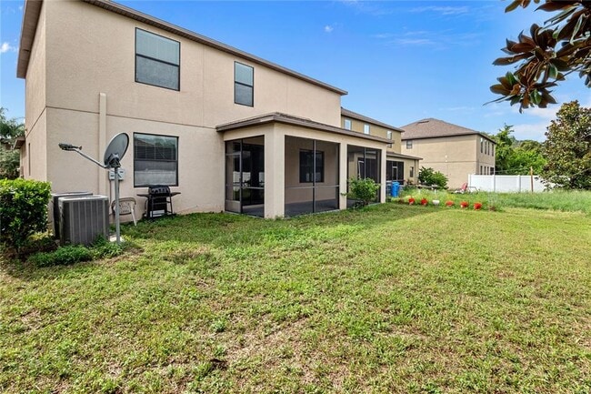 Building Photo - 13238 Wellington Hills Dr