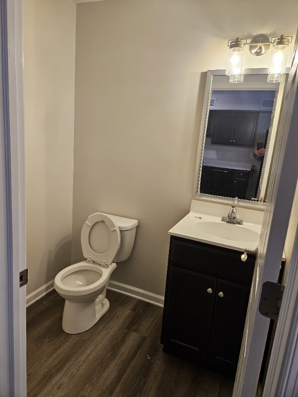 Building Photo - 427 W Main St