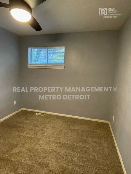 Building Photo - 25292 Orchard Grove St