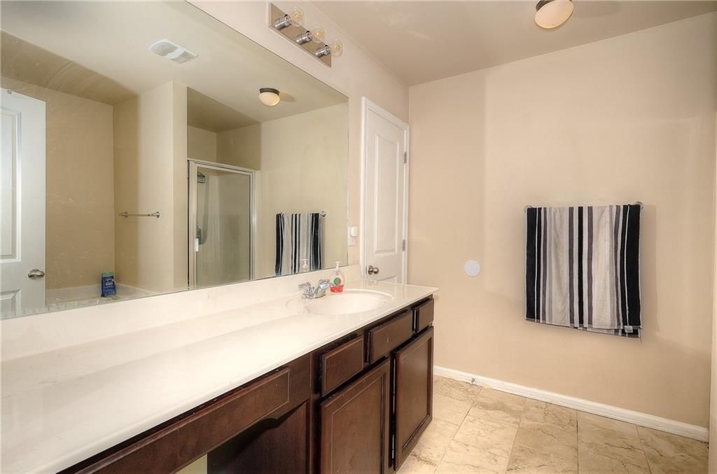 Building Photo - 1230 Dianne Dr