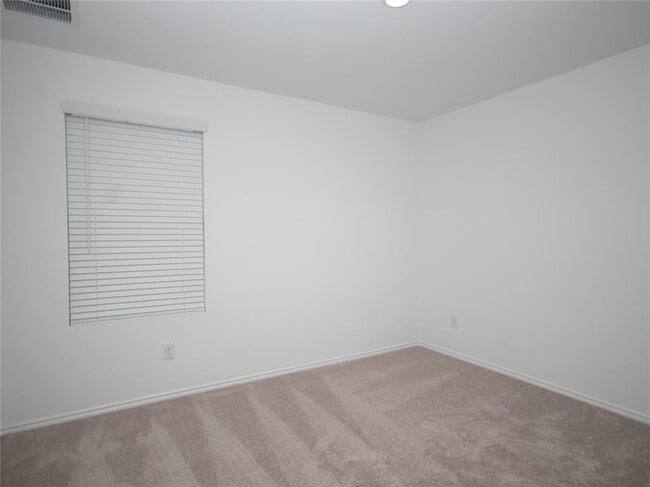 Building Photo - 204 Burt Rainey Ln