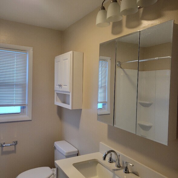 Building Photo - 25 Winthrop St