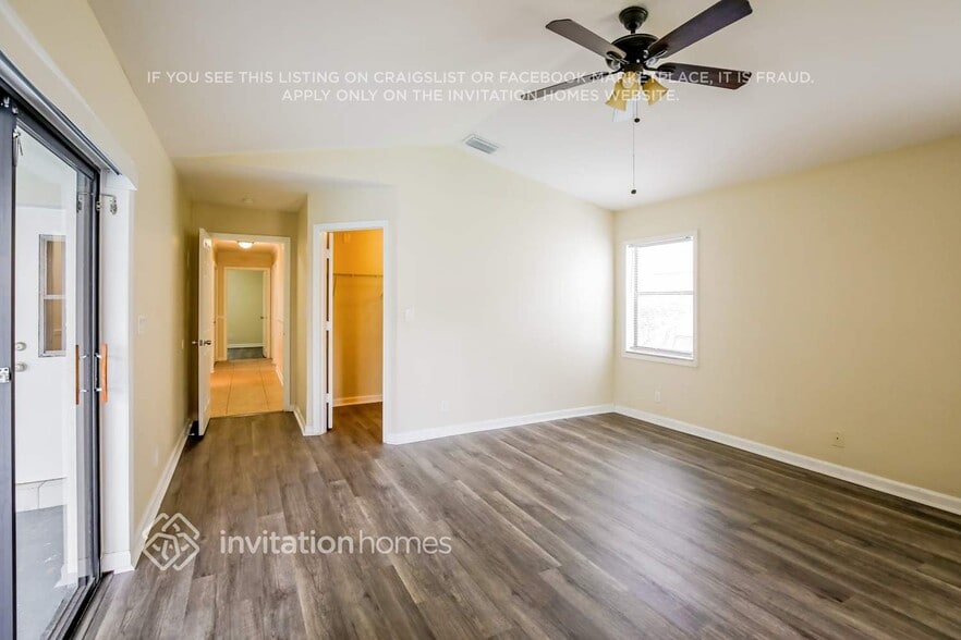 Building Photo - 5166 NW 99th Way