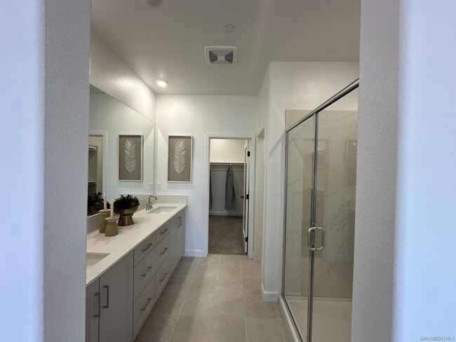 Building Photo - 2186 Tributary Dr