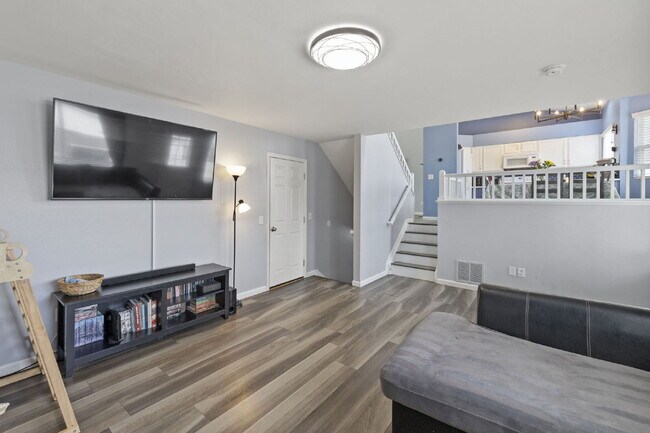 Building Photo - Spacious 4-Bedroom Home with Fenced Yard, 2-Car Garage & Scenic Views in Cheyenne Meadows