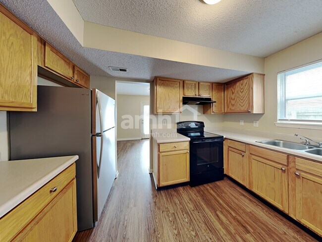 Building Photo - 6063 Bannister Court