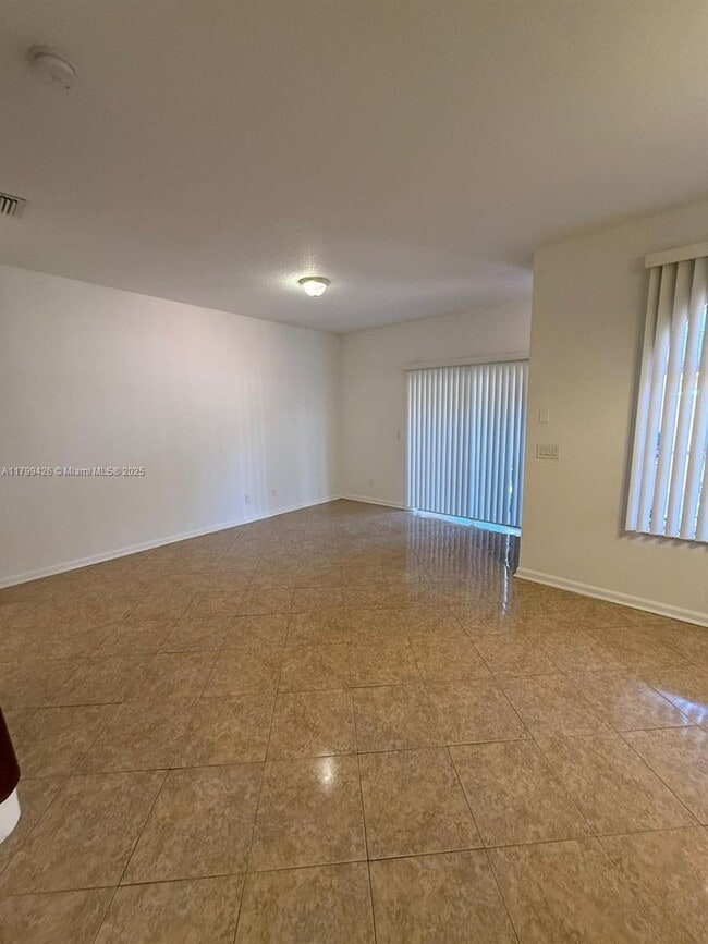 Building Photo - 1410 S Santa Catalina Cir