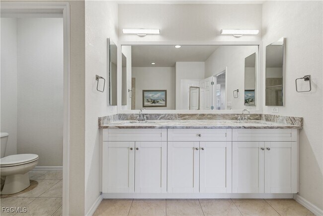 Building Photo - 14951 Reflection Key Cir